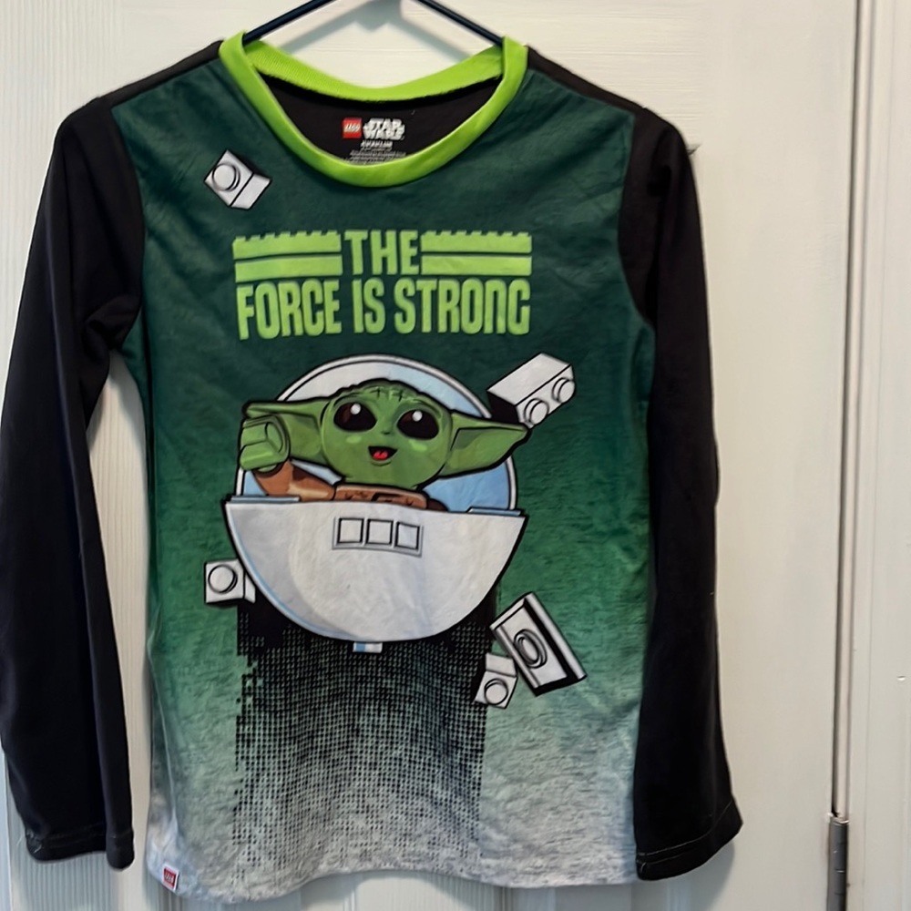 🌹Boys shirt large‎